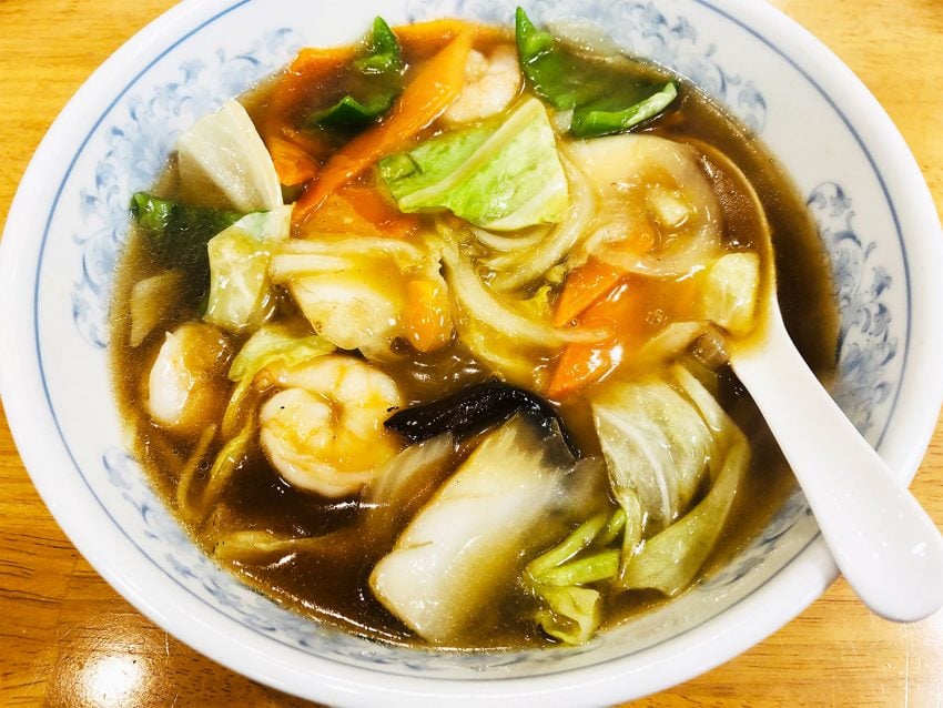 ぎょうざの満洲　うま煮ラーメン　0.5玉