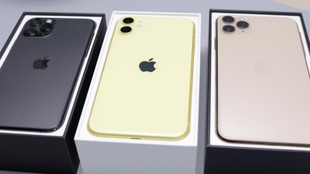 iPhone 付属品 箱のみです iPhone 13 箱と付属品のみ - メルカリ