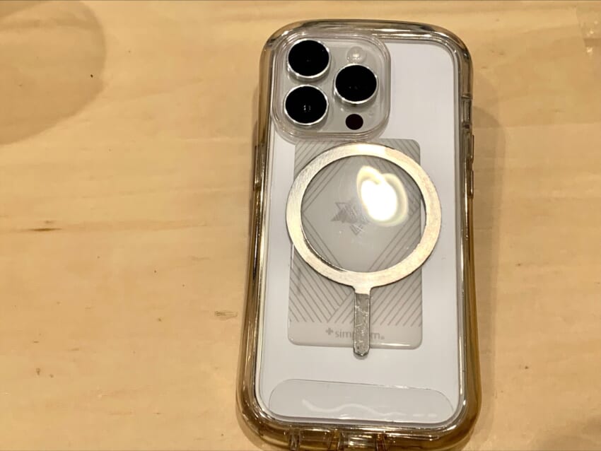 スマ冷えの上からケースを使った様子