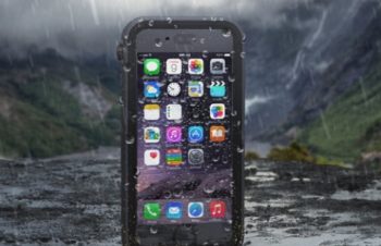 雪山、海、お風呂で大活躍！ iPhone6用の完全防水ケース『Catalyst』 – 週アスPLUS