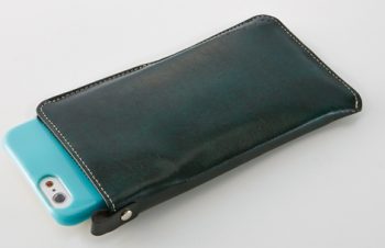 エコレザースリーブ with カードポケット for iPhone SE（第3/2世代）/6（4.7inch）（販売終了）