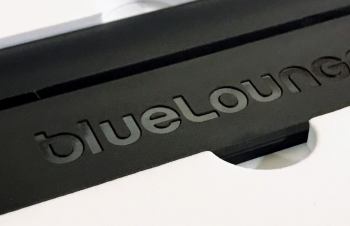MacBook Pro用のBluelounge Kickflip購入