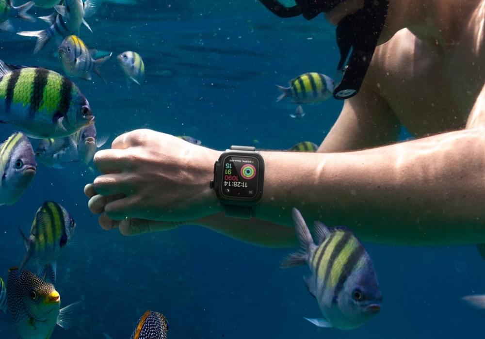カタリスト完全防水ケース for Apple Watch Series 6/5/4/SE（第2/1世代）（40mm） | トリニティ