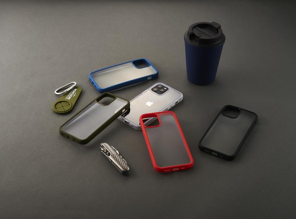 アウトドア系が好きな方におすすめ Iphone 12 シリーズ対応ガラス ケース トリニティ