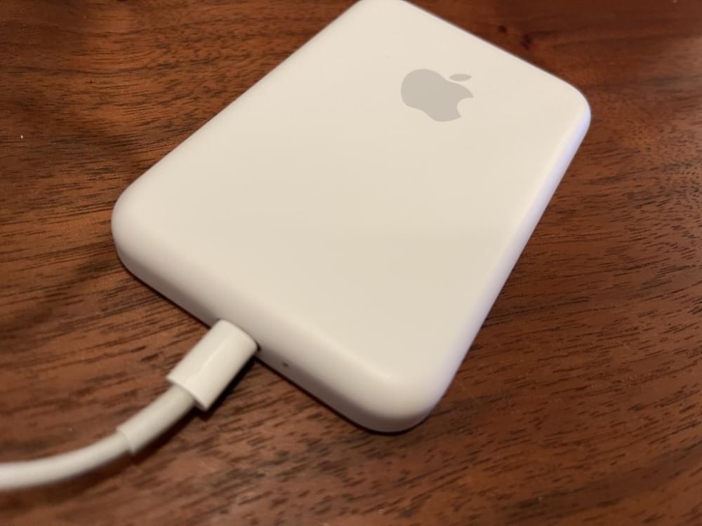 Apple純正MagSafeバッテリーは求めるものを提供していない。本当に 