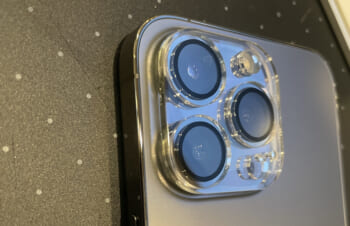 iPhone 13シリーズ用の今年のフルカバーレンズガラスは一味違う