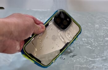 【レビュー】iPhone13を徹底保護！Catalystの完全防水・耐衝撃ケース