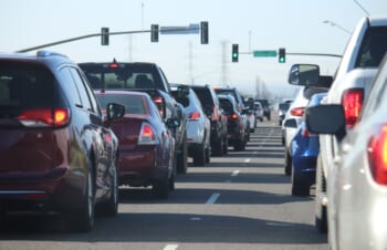 道路渋滞の苦しみは、自動運転で解決されるのか。