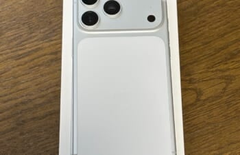 iPhoneケースに悩む